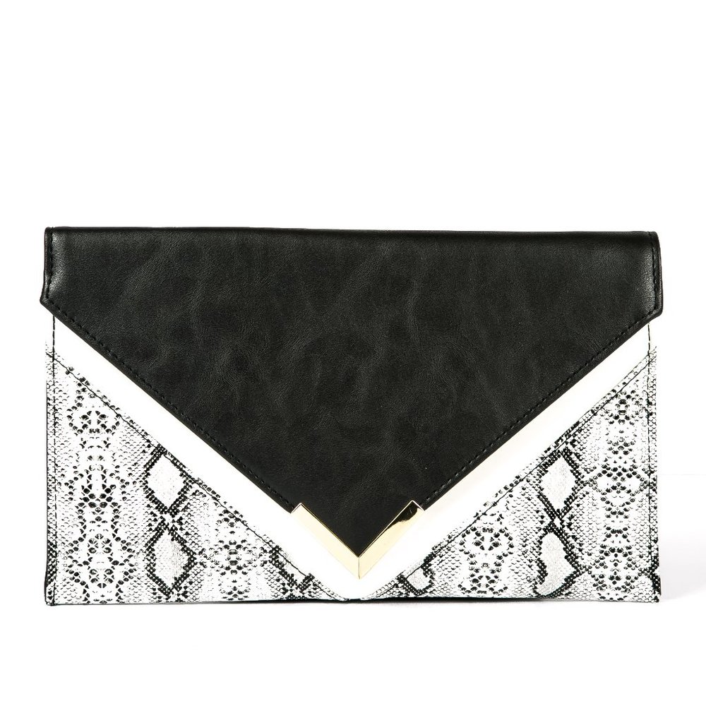 Women's Snake Skin Design Purse From Sasha Handbag